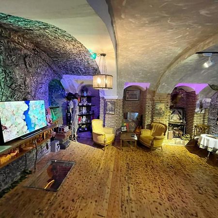 Wine O'Clock Hotel Tbilisi Bagian luar foto