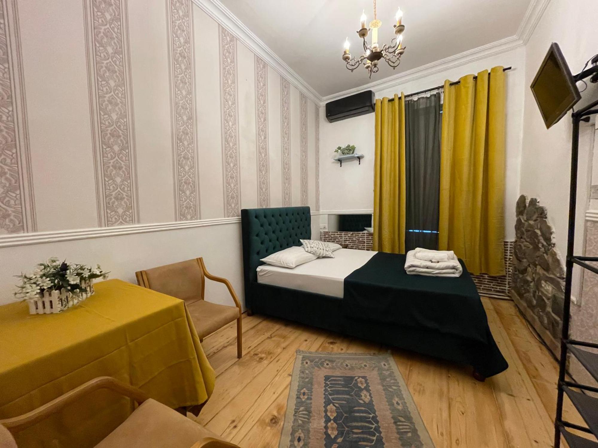 Wine O'Clock Hotel Tbilisi Bagian luar foto