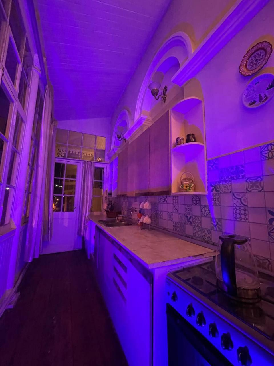 Wine O'Clock Hotel Tbilisi Bagian luar foto