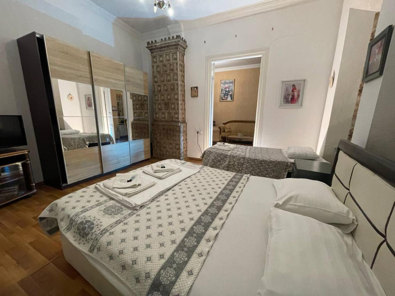Wine O'Clock Hotel Tbilisi Bagian luar foto
